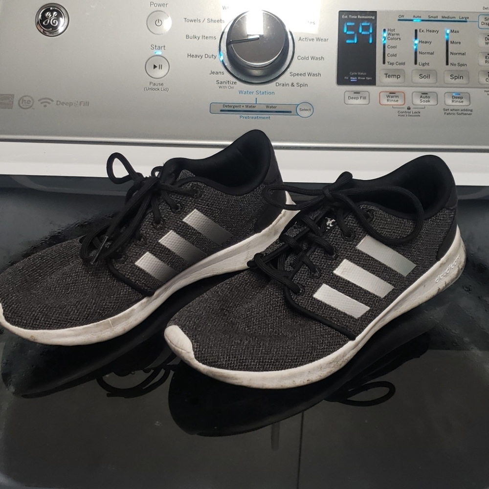 Adidas tennis shoe